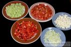 Recept Zeleninový salát s olivami a rajčaty - zelenina - příprava salátu
