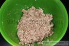 Recept Rychlé masové rýžovo-kapustové plněné papriky s rajskou omáčkou - plněné papriky - příprava