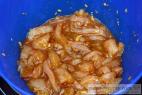 Recept Asijská kuřecí čína na víně se staročeskou rýží - kuřecí čína - příprava