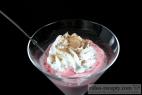 Recept Rychlé ovocné knedlíky - jahodová zmrzlina - návrh na servírování